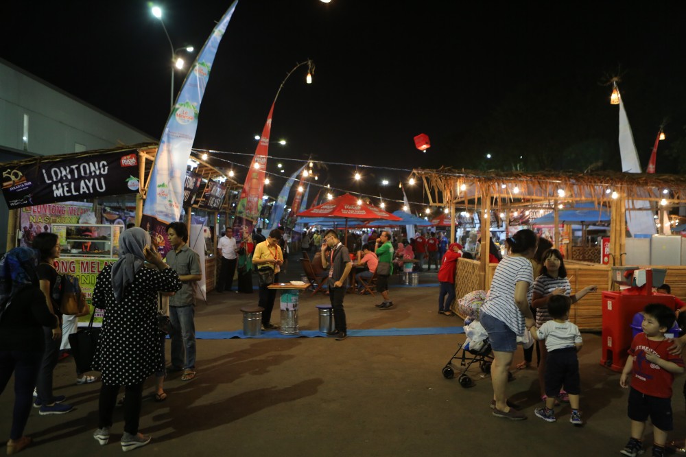 Aneka Makanan Nusantara di Jakarta Fair Kemayoran 2019